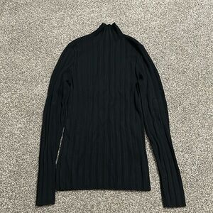 Abercrombie Size M Black Turtle Neck